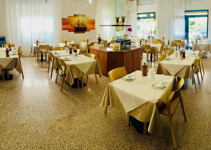 Hotell Jole Marina dʼAndora