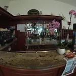 Jole Hotel 2*