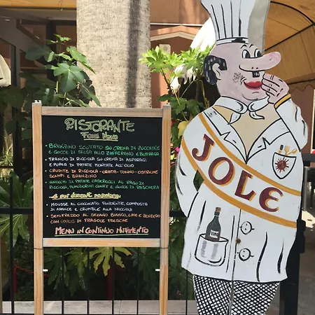 Jole 酒店